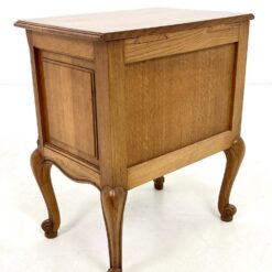 Ąžuolinės dviejų stalčių spintelės 2 vnt. komplektas 35,5x52x61,5 cm