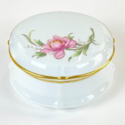 Prancūziška porcelianinė Leclair Limoges dėžutė 9x9x5 cm