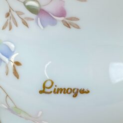 Prancūziškas porcelianinis Limoges stalinis šviestuvas su tekstiliniu gaubtu 27x30x44 cm