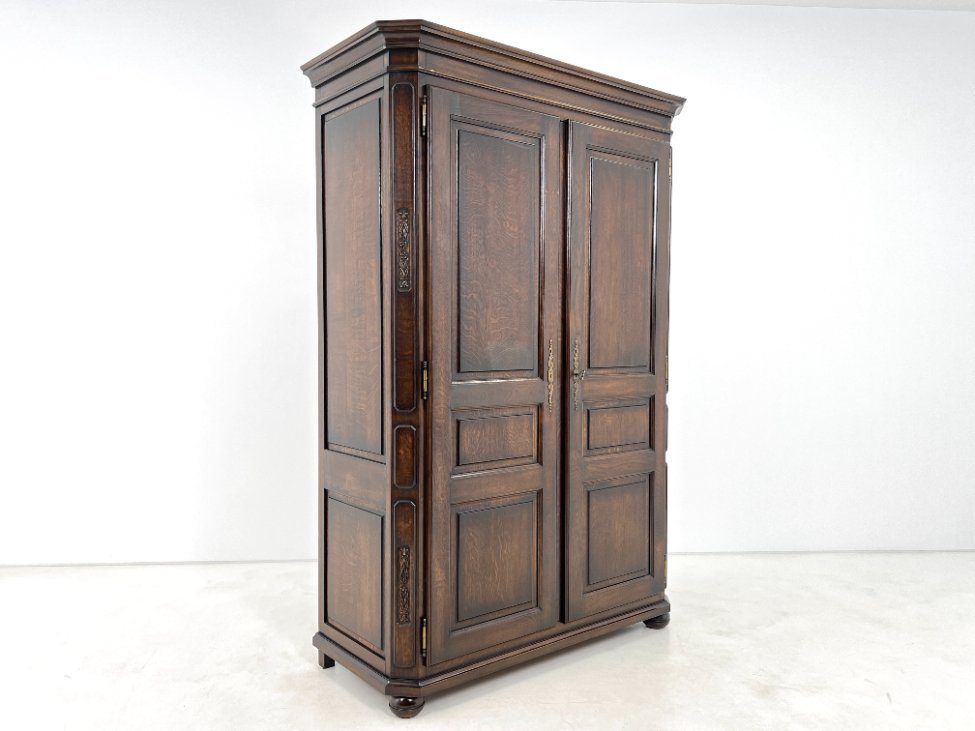 HB0689-spintos-2 Ąžuolinė dviejų durų rūbų spinta 62x143x212 cm