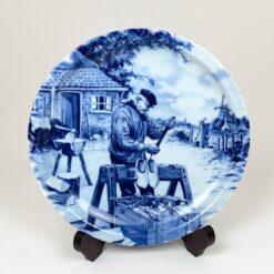 Porcelianinė dekoratyvinė Porzellanfabrik Zeh, Scherzer & Co. AG delfto stiliaus lėkštė 2,5x21x21 cm