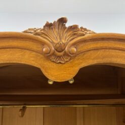 Ąžuolinė rokoko stiliaus keturių durų rūbų spinta 71x217x211 cm