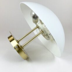Lubinis metalinis aukso spalvos TRIO Lighting Group šviestuvas su stikliniu baltos spalvos gaubtu 37x37x30 cm