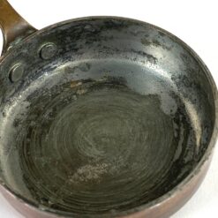 Miniatiūrinė varinė keptuvėlė alavuota vidine dalimi su žalvarine rankena 7,5x15x5 cm